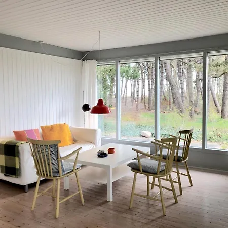 Nyaraló Awesome In With 2 Bedrooms, Sauna And Internet *